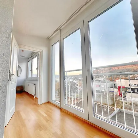 Exklusives Vollmoebliertes Im Herzen Von 5*
