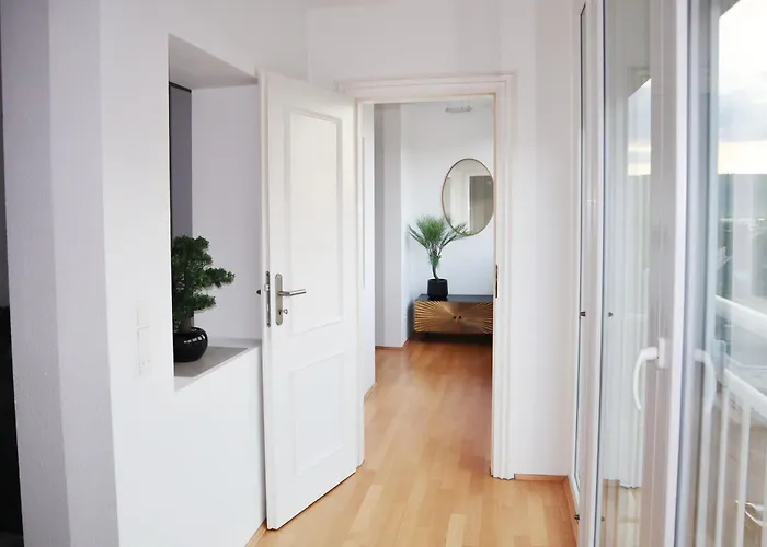 Exklusives Vollmoebliertes Im Herzen Von 5*